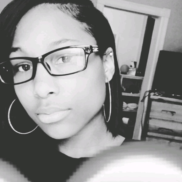 Meet your Posher, Shakeem - Picture 1 of 1